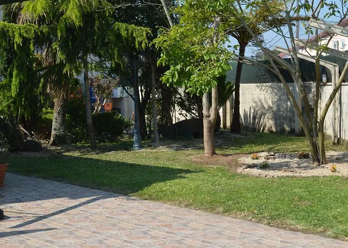 Casa Alonso Πανσιόν 3*